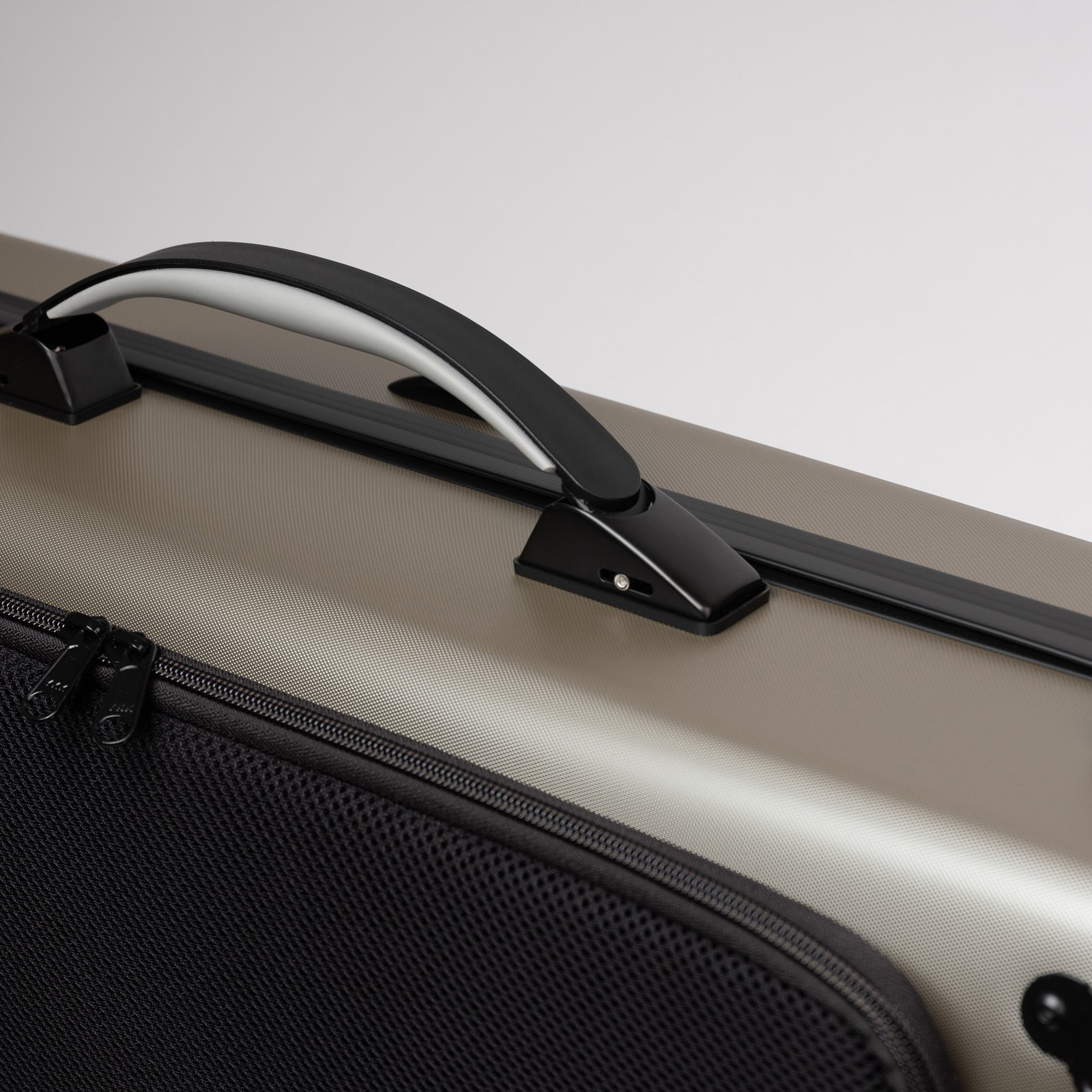 BAM SUPREME Hightech Oblong Viola Case with Back Pocket