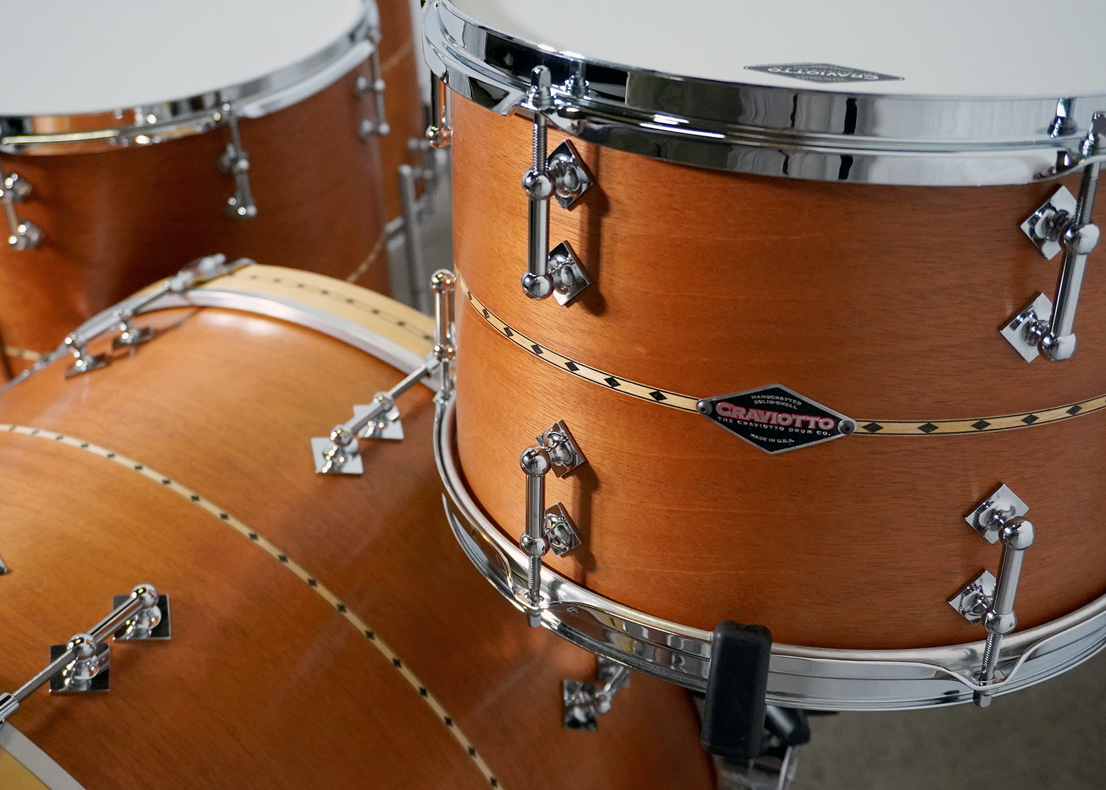 CRAVIOTTO Custom Shop Mahogany Kit 24x14, 13x9, 16x16, 18x16 w/ Maple Inlay & BB Edges (Artist Demo / Factory Repacked – As New)