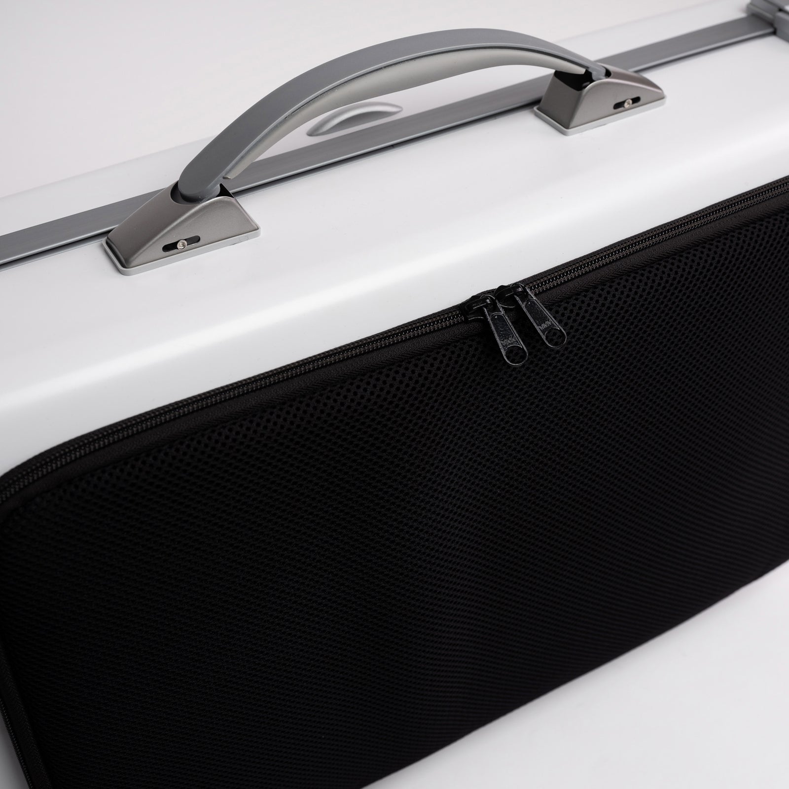 BAM ICE SUPREME Hightech Oblong Viola Case with Back Pocket