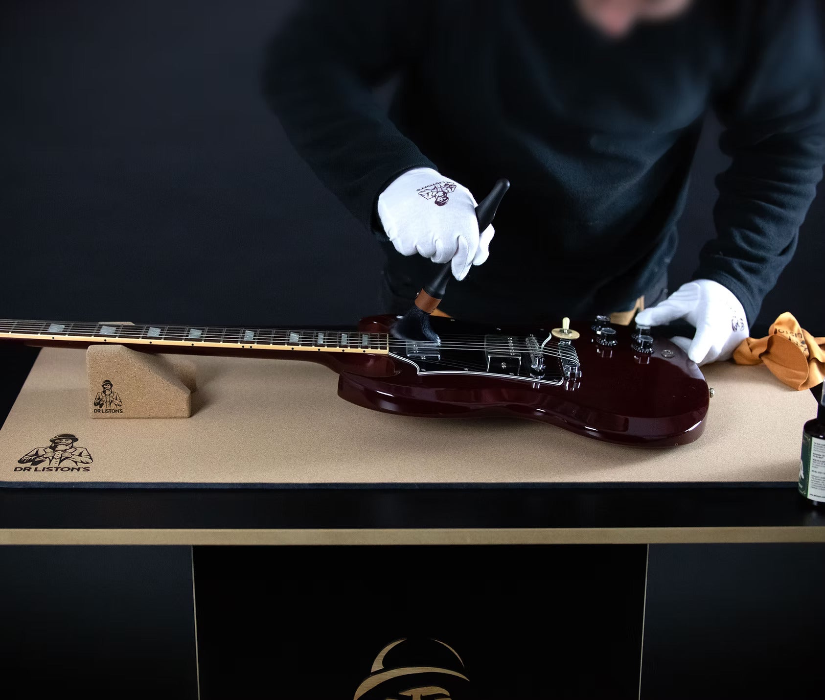 Supreme Guitar Mat