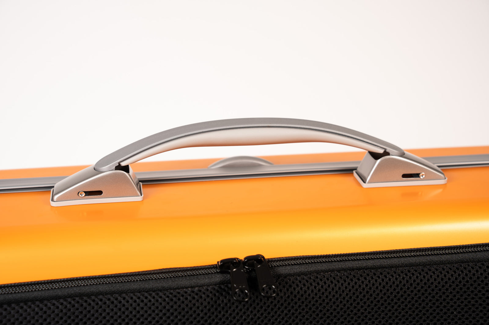 BAM LA DEFENSE Hightech Oblong Viola Case with Back Pocket