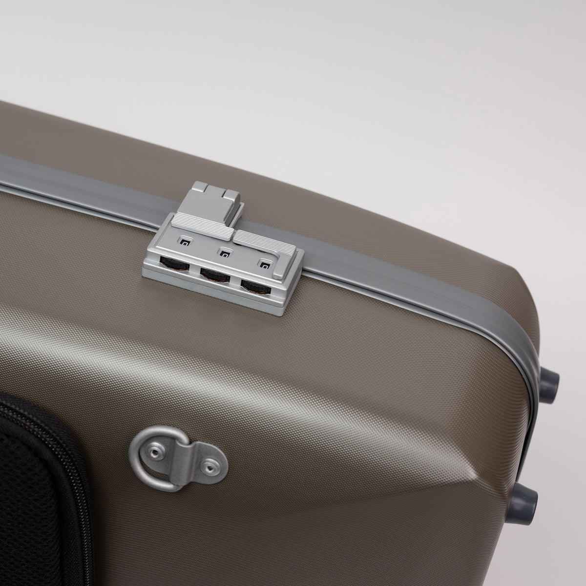 BAM SUPREME Hightech Oblong Viola Case with Back Pocket