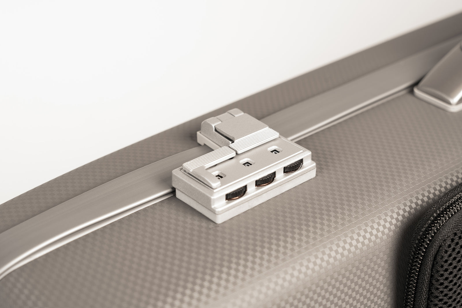 BAM PANTHER Hightech Oblong Violin Case with Back Pocket