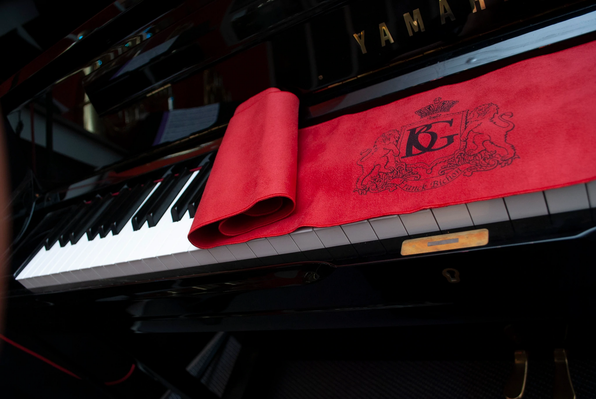 BG Piano + Keyboard Cover, 88 Keys, Red Microfibre