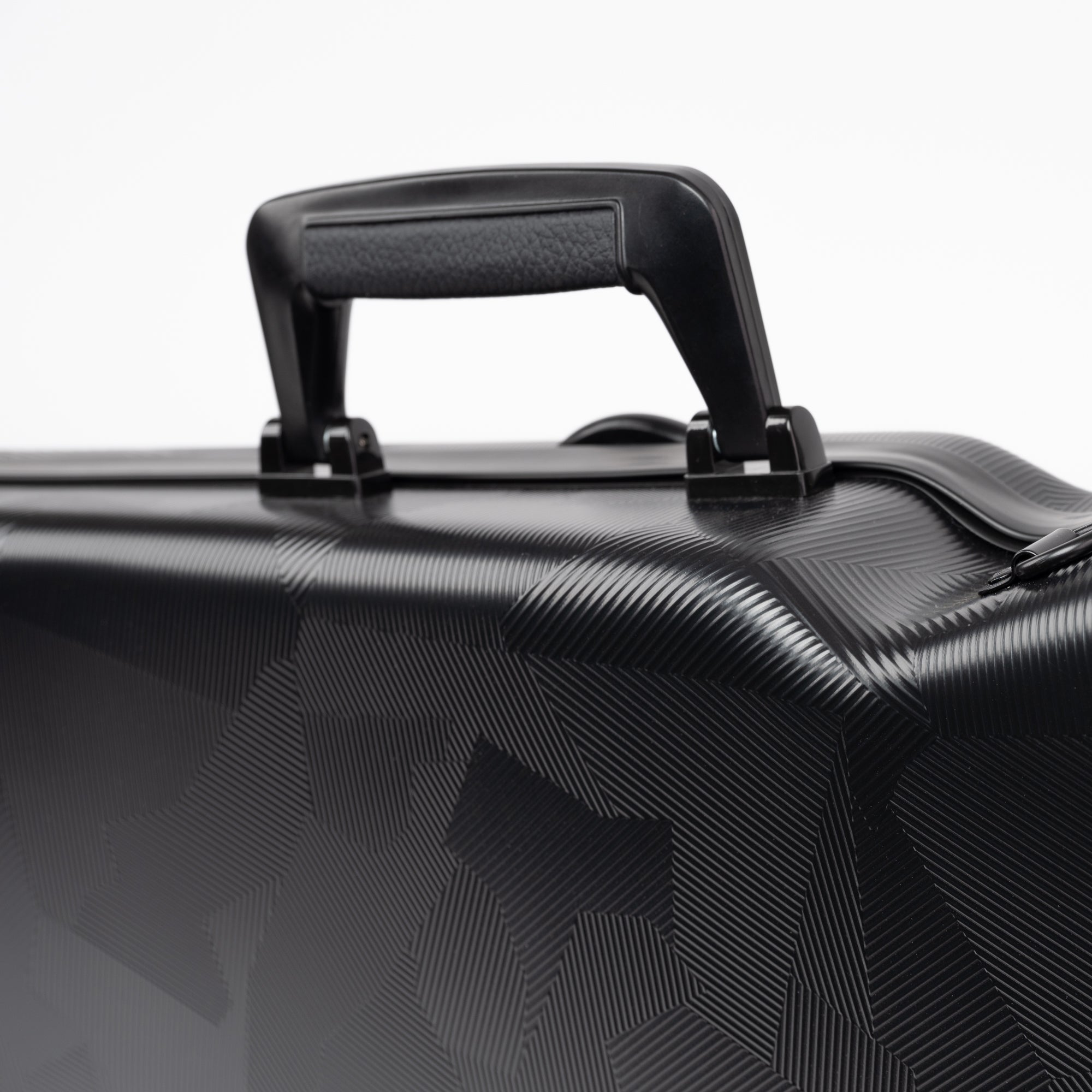 BAM SHADOW Hightech Cont. Viola Case - Black